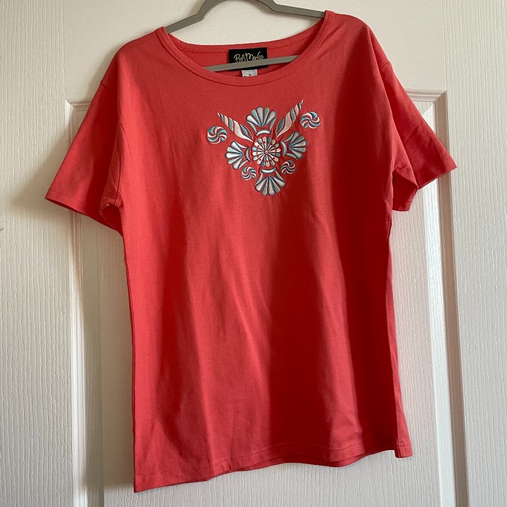 Bob Mackie Wearable Art Floral Boho Embroidered Tshirt Size M 100% Cotton NWOT